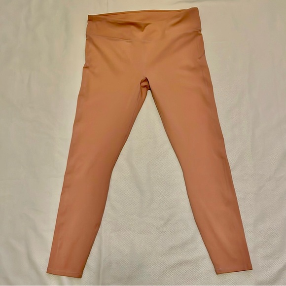 Fabletics Pants - Fabletics Pink Cropped Powerhold Leggings Size L